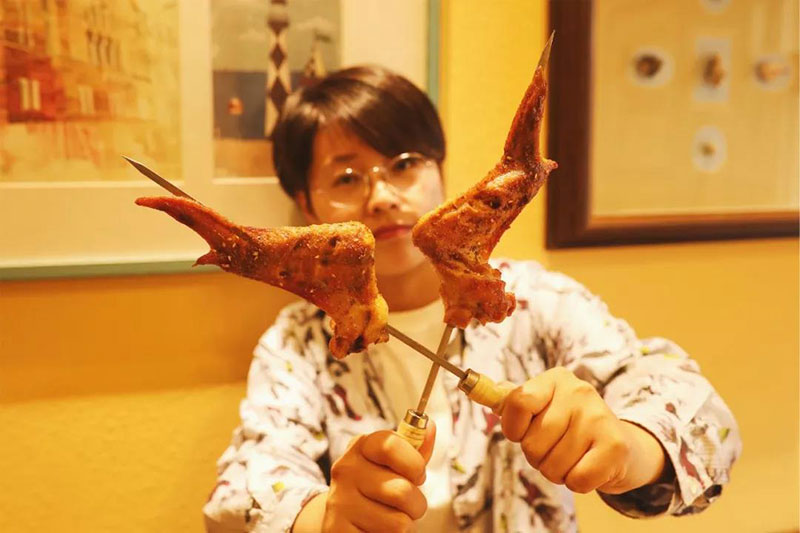 西海岸美食  在金沙滩邂逅满满海，来一场酣畅淋漓的夏日蒸鲜盛宴！