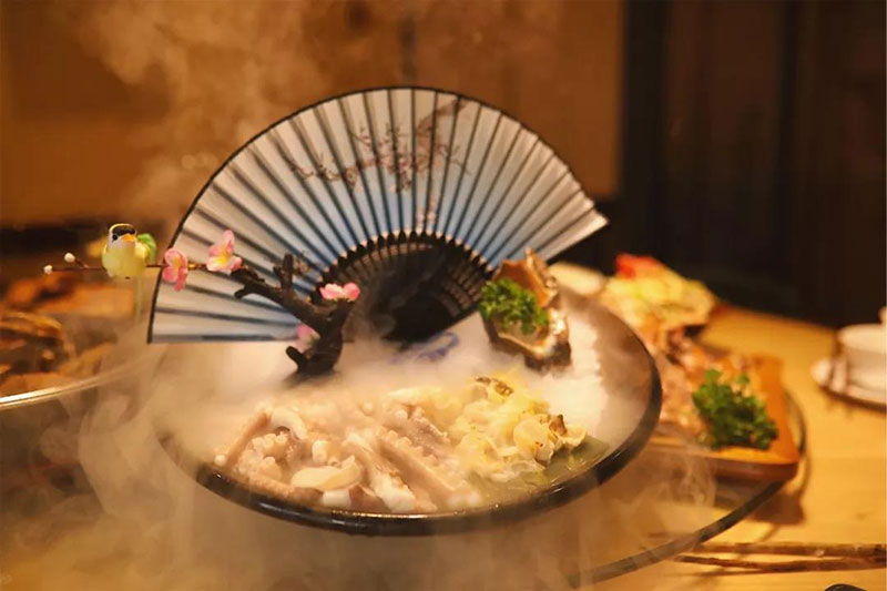 西海岸美食  在金沙滩邂逅满满海，来一场酣畅淋漓的夏日蒸鲜盛宴！