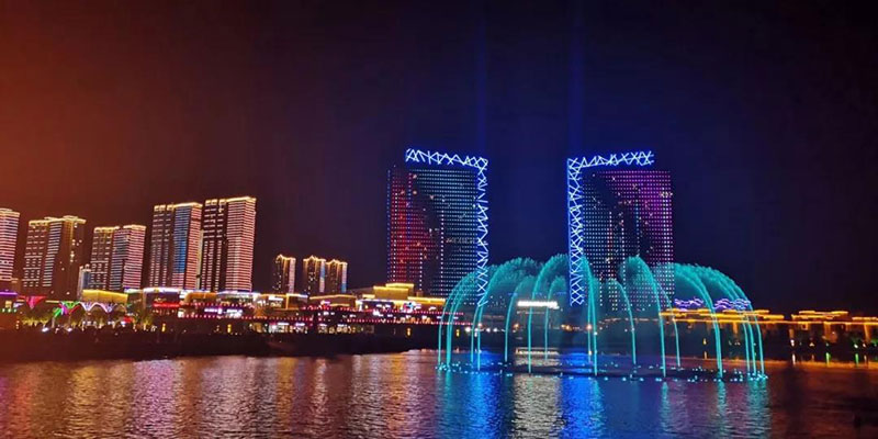 青岛西海岸城市阳台水景秀调整播放时间啦！