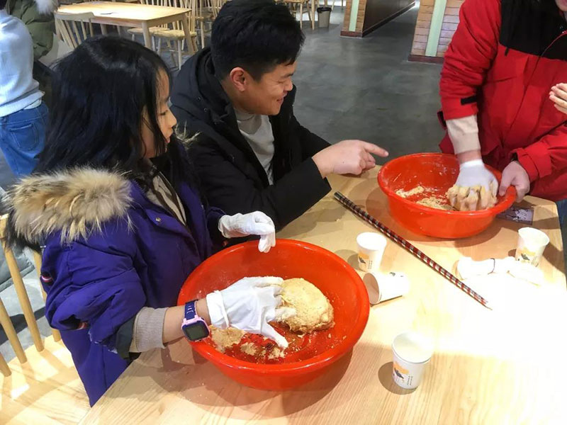 动物世界幕后之旅：棕熊、大象的冬日“滋补食谱”，你get了吗？