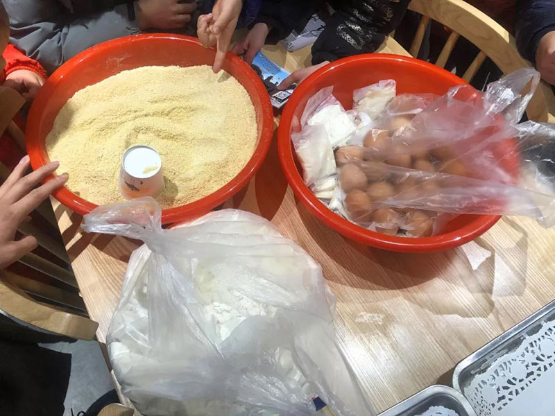 动物世界幕后之旅：棕熊、大象的冬日“滋补食谱”，你get了吗？