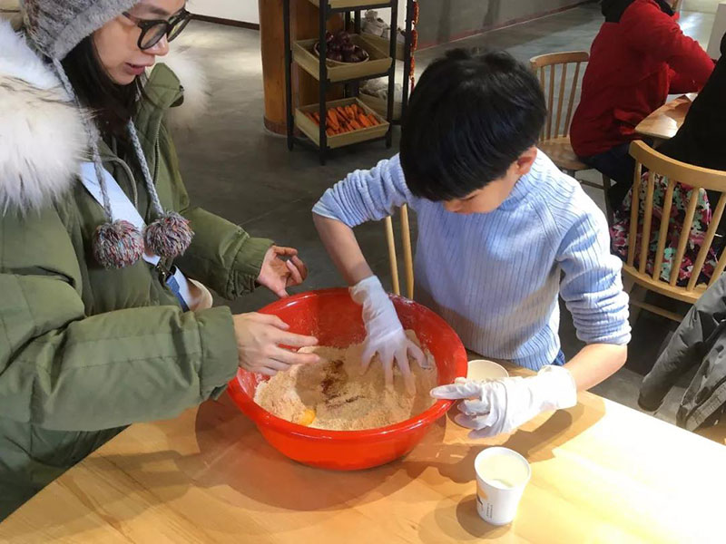 动物世界幕后之旅：棕熊、大象的冬日“滋补食谱”，你get了吗？