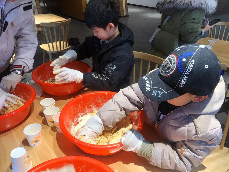 动物世界幕后之旅：棕熊、大象的冬日“滋补食谱”，你get了吗？